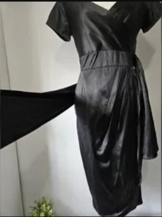 PINUP COUTURE Ava Retro 50s Black Wrap Dress - Large - Picture 12 of 13